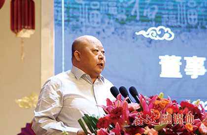 <p>2022年1月12日下午，河北万搏平台2021年工作总结表彰暨2022年工作部署大会在王府大厦顺利召开。大会全面总结了2021年度生产经营和建设发展成绩，提出2022年继续深入做好做实&ldquo;八个必须坚持&rdquo;工作及&ldquo;11145&rdquo;重点工作的具体要求，为全年生产经营目标全面达成奠定坚实基础！</p>
<p>1月，确定2022年为产业升级年，并将&ldquo;产业融合 精益智能 提质增效 品牌强企&rdquo;定为主题词。号召干部职工向任务宣战，向目标进军，抖擞精神再出发，笃行不怠向未来！</p>
<p>3月，吉林鑫达钢铁有限公司通过红十字会，向吉林省辽源市、东丰县捐款1000万元；向辽宁省清原满族自治县草市镇人民政府捐款30万元，支持疫情防控工作。</p>
<p>4月，河北万搏平台董事会向迁安市卫生健康局捐款1000万元用于采购疫情防控的医用耗材、防护用品以及支援抗击疫情一线的医护人员。</p>
<p>7月，吉林鑫达钢铁有限公司获批成为&ldquo;国家AAA级旅游景区&rdquo;，填补了吉林省&ldquo;AAA级&rdquo;工业旅游的空白。</p>
<p>12月，河北省生态环境厅调整河北鑫达钢铁集团有限公司为环保绩效A级企业。</p>